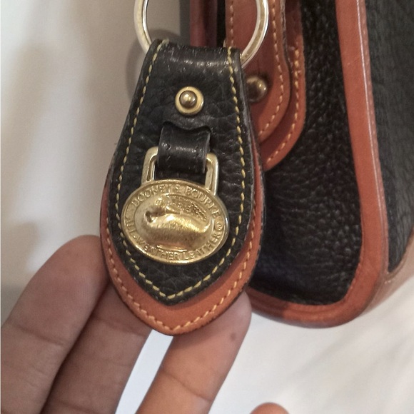 Vintage Dooney & Bourke Crossbody Bag - Picture 5 of 11